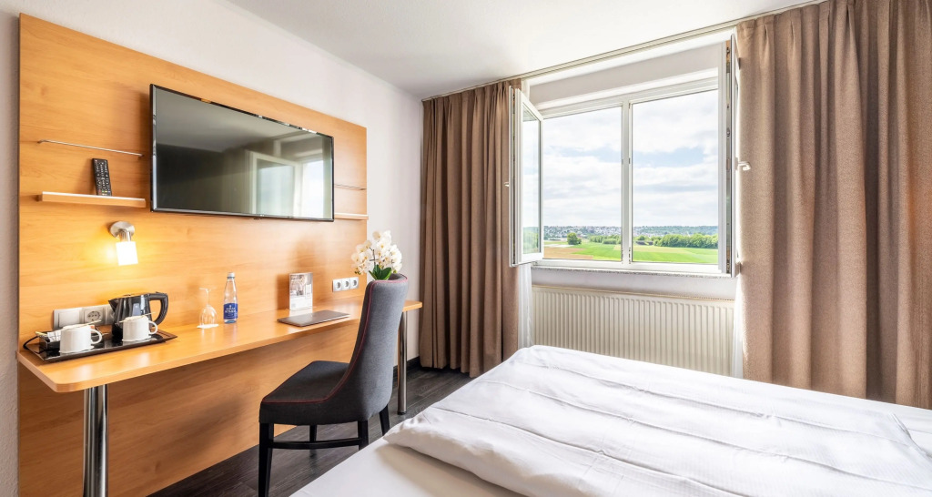PLAZA INN Stuttgart Airport Messe