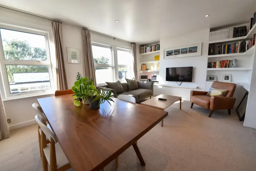 2 Bedroom Apartment in Vauxhall