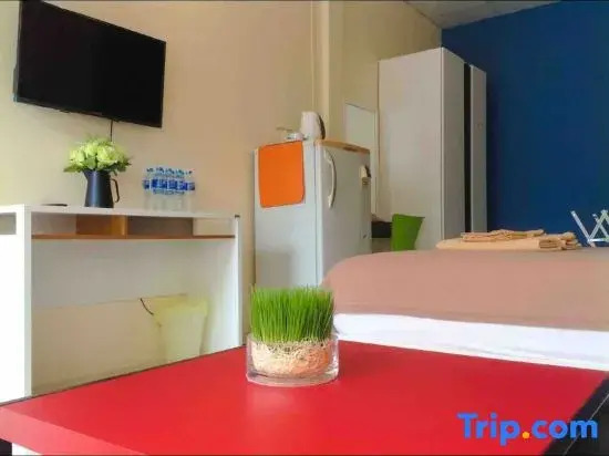 Phuket Town Budget House - Aircon Room #1