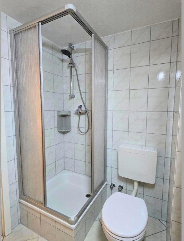 Mobile Home im Ferienpark mit Seezugang