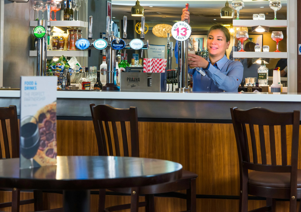 Holiday Inn Express London - Wimbledon South by IHG
