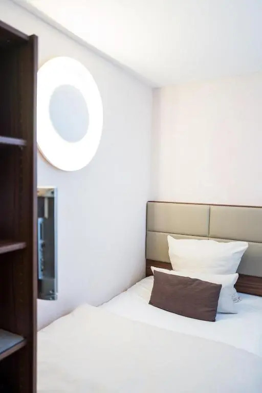 BASE II - Das Bed & Breakfast bei Basel