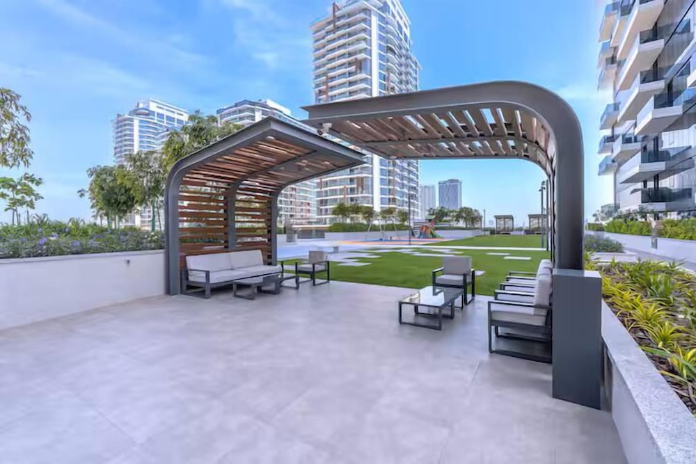 Vogue| Al Wasl 1 Residence near World Trade Centre