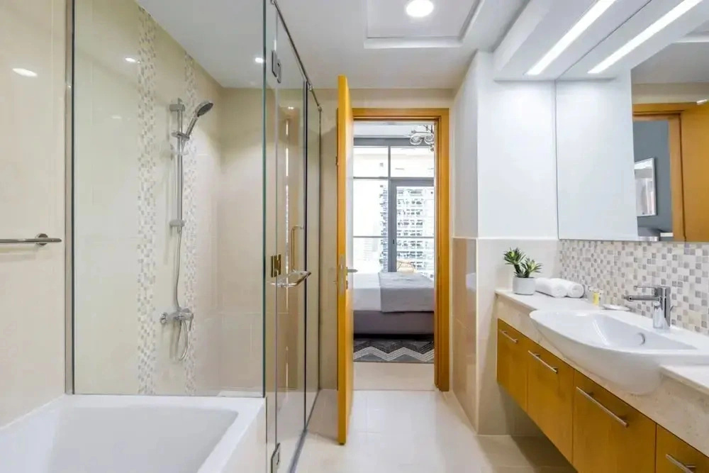 Silkhaus Furnished Spacious Wifi Pool Gym