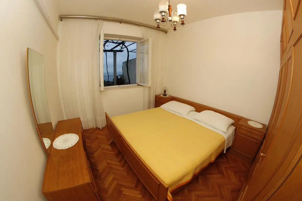 Apartment Tomy