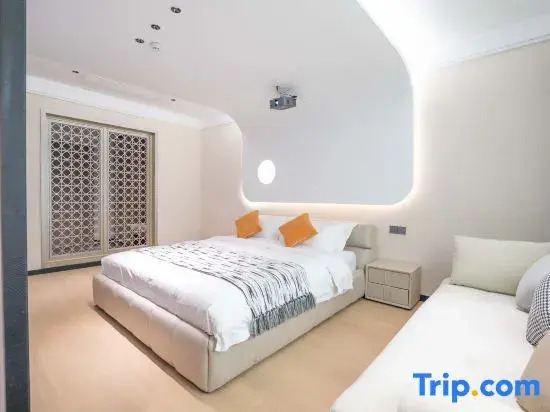 Jingdezhen Grand Hotel (Tao Yang Alley Scenic Area Taoxichuan Pedestrian Street)
