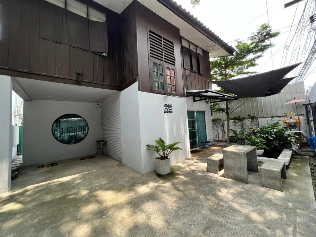 Mini-ME Home, A Cozy Entire House in Old City