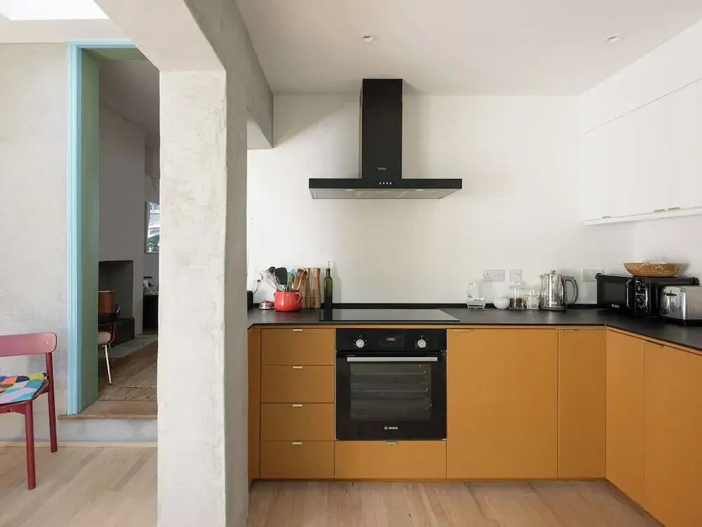 Beautiful 3 Bedroom Home in Bristol