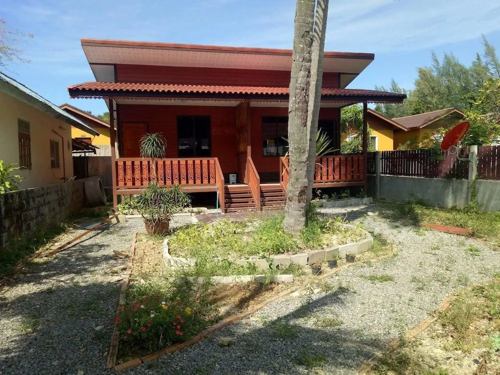 Nantawan House