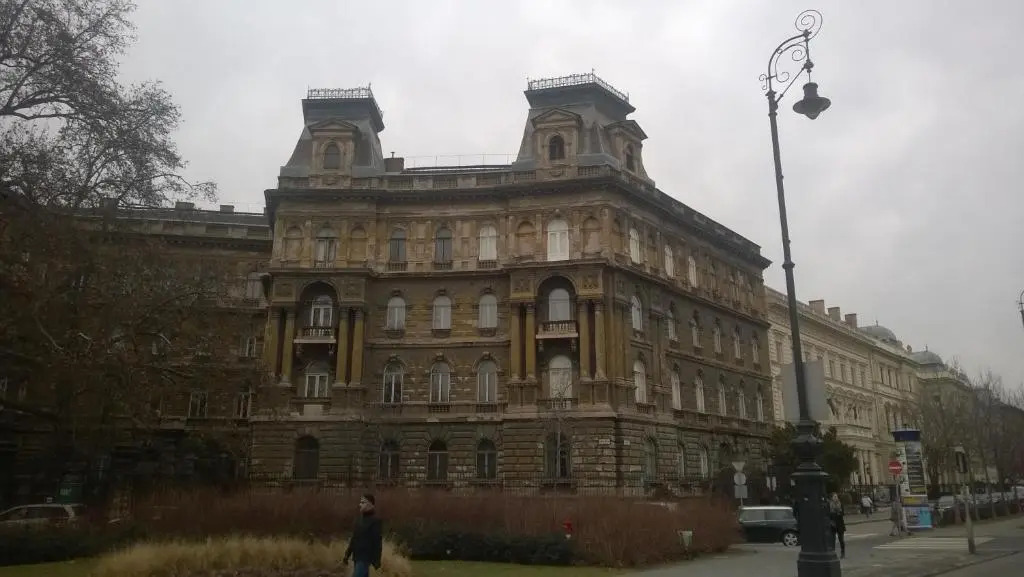 Flat On Andrássy Avenue