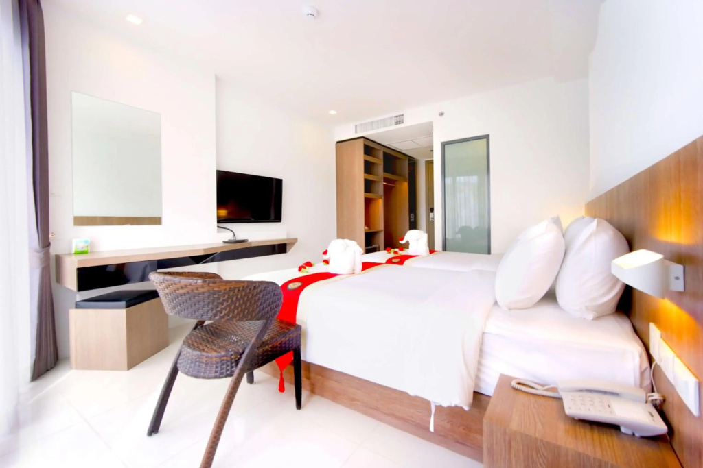 Phoenix Hotel Karon Beach