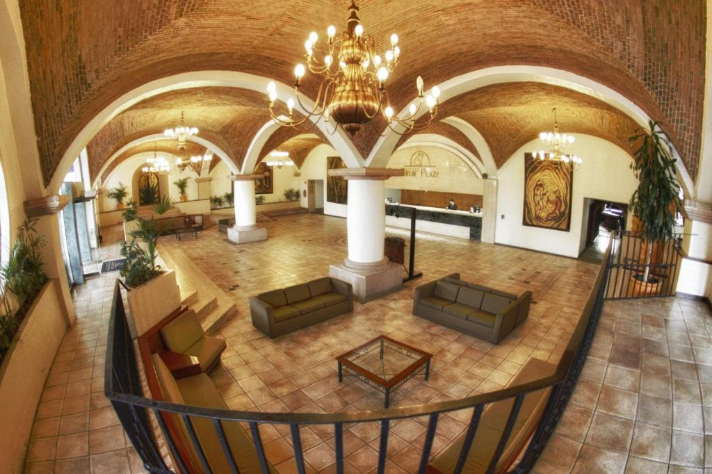 Grand Plaza Hotel & Congress Center
