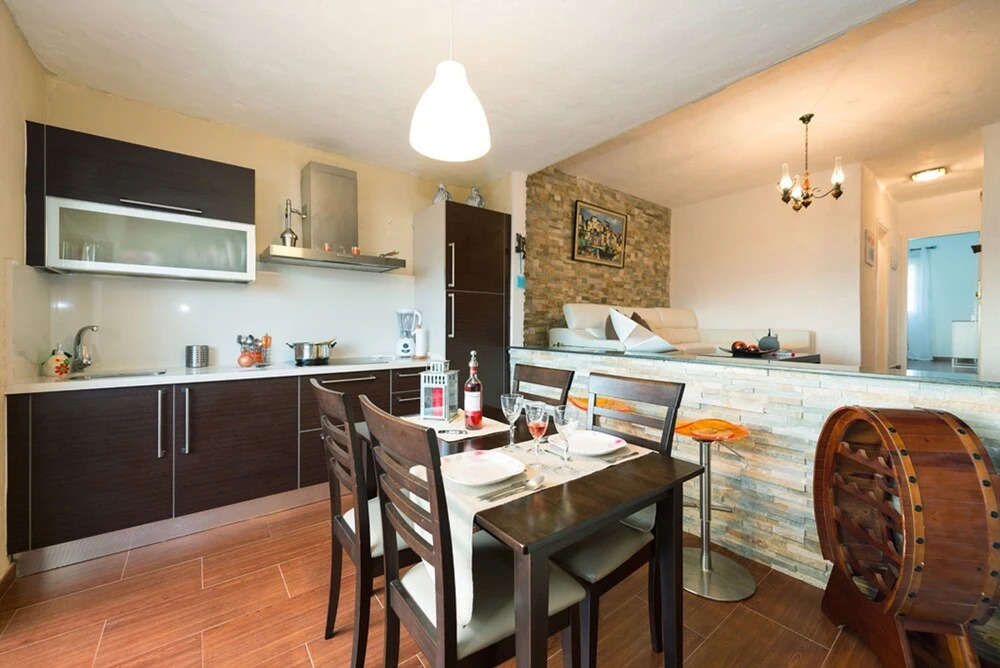 Apartment 50 Meters from the sea GC16