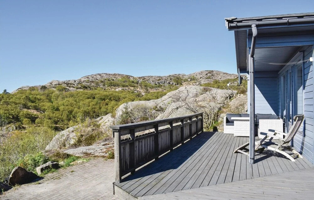 Awesome Home In Lindesnes With House Sea View