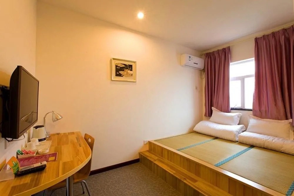 Wuhan Demo Express Hotel