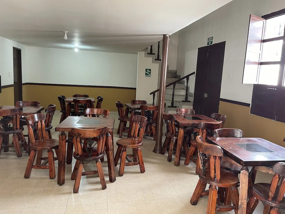 San Francisco Colonial