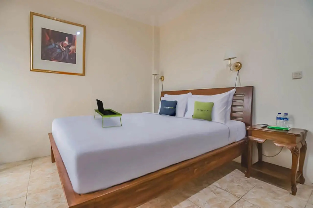 Urbanview Hotel Mon Bel Cibodas by RedDoorz