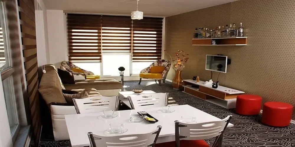 The Grand Suites