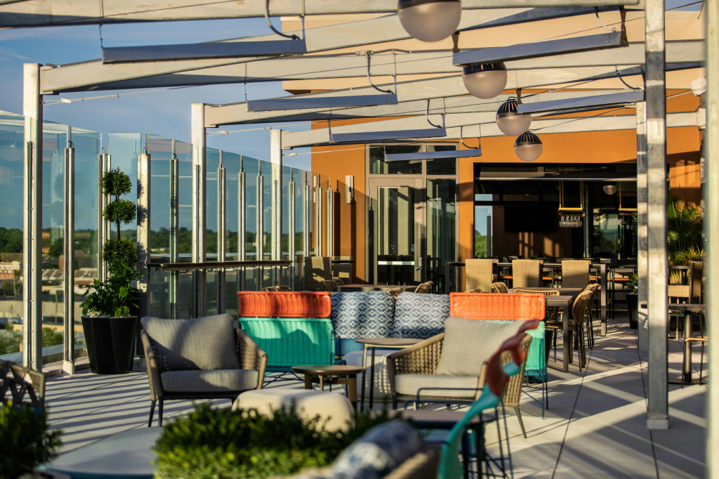 Tempo By Hilton Louisville Downtown Nulu