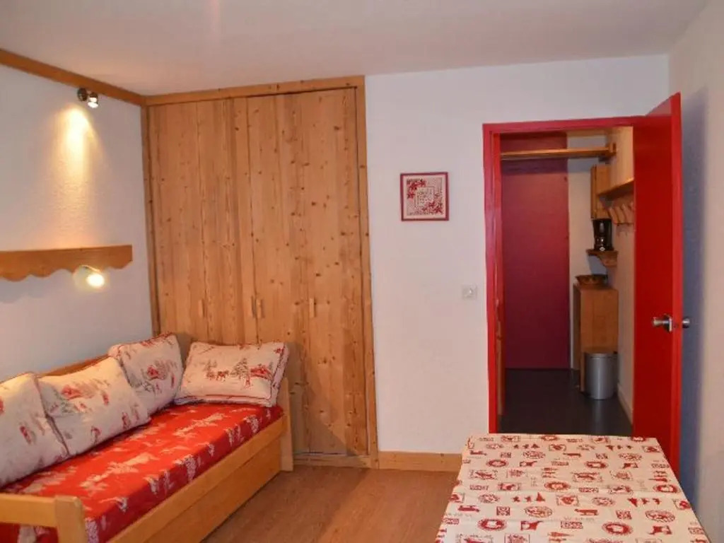 Appartement Les Menuires, 1 pièce, 4 personnes - FR-1-452-176