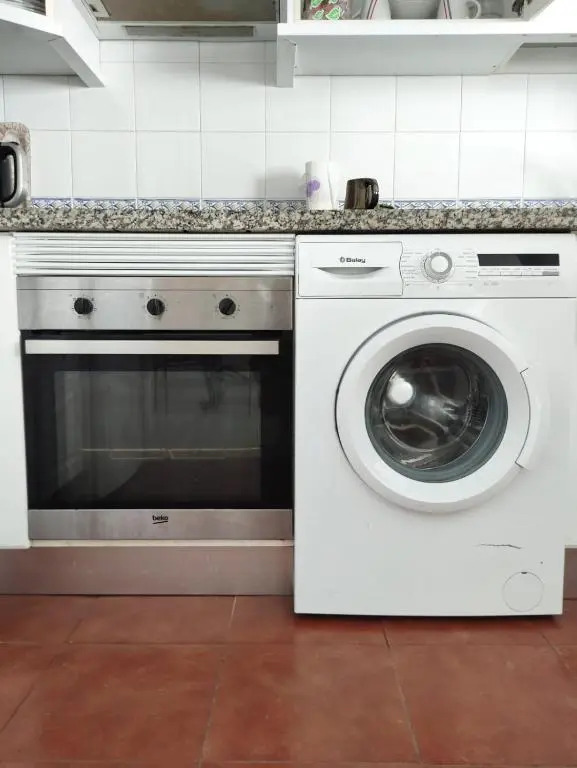 Spaciously Cosy Apartment 5b close to beach