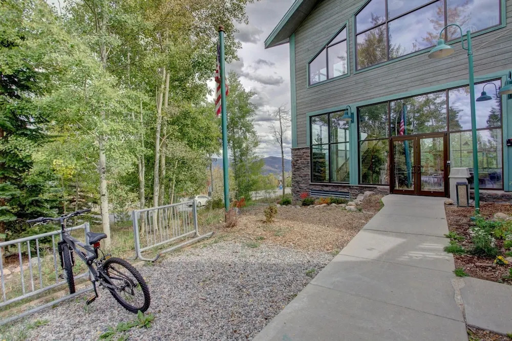 A203 Treehouse 2 Bedrooms 2 Bathrooms Condo
