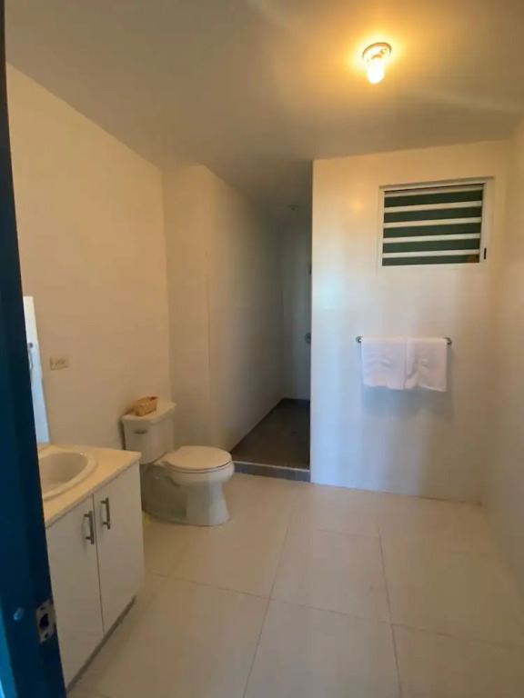 Arecibo Hotel 2107
