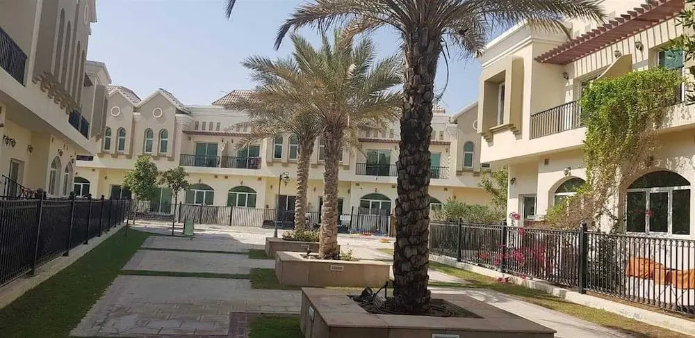 Your Dream 3br Villa With a Hall