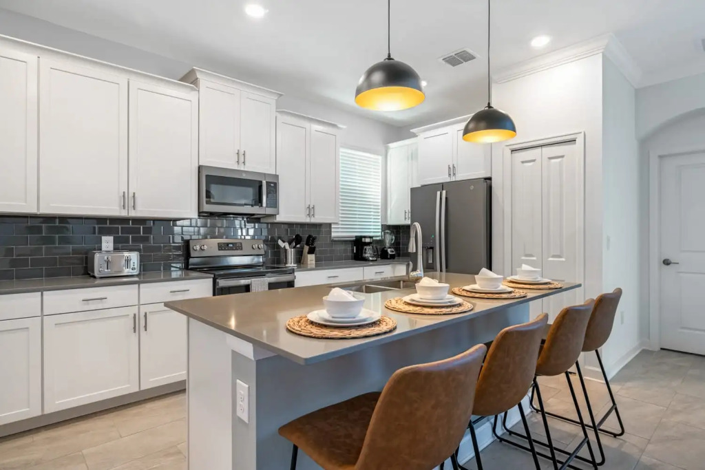 Luxury home with themed bedrooms near Disney