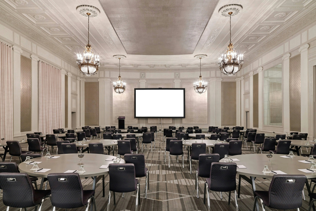 THE MIDLAND HOTEL, Chicago, a Tribute Portfolio Hotel