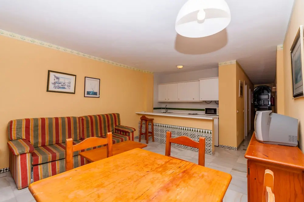 Apartamentos Río Marinas Canovas Nerja