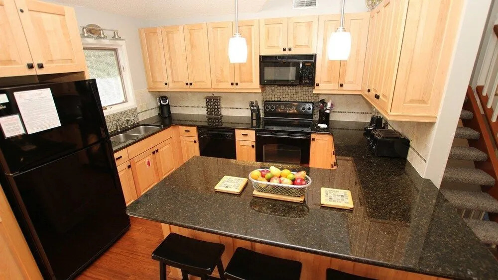 Currituck Cay - 4 Br Home
