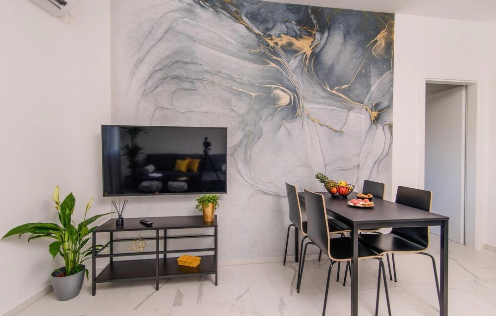 Beautiful Apartment in Kastel Gomilica With Wifi and 2 Bedrooms