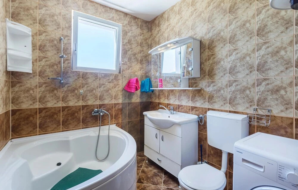 Stunning Apartment in Peroj With Wifi and 4 Bedrooms
