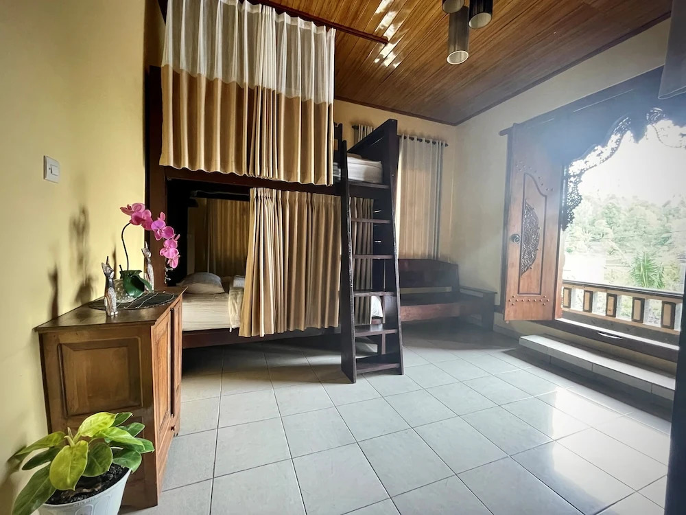 Desa Hostel