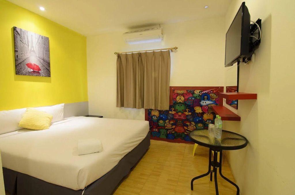 Room Hostel at Phuket Airport
