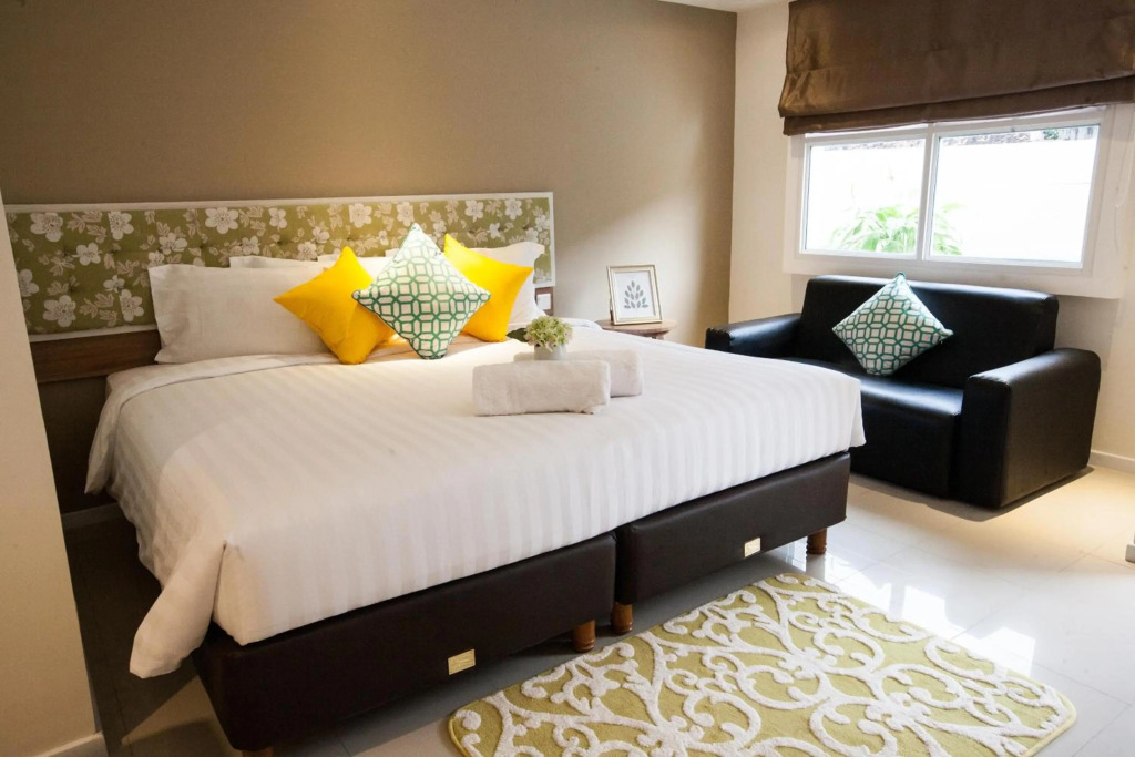 Wood Hotel