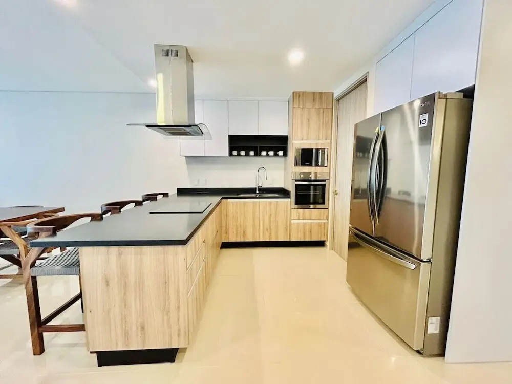 Torre Eleve Apartments
