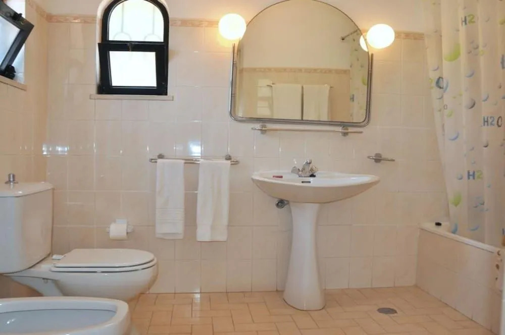 Residential Area, Private Pool, On-site Parking, Free AC & Wi-fi