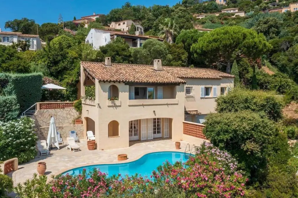 4-Star Private Villa with Heated Pool and Panoramic Sea View at Gulf de Saint Tropez
