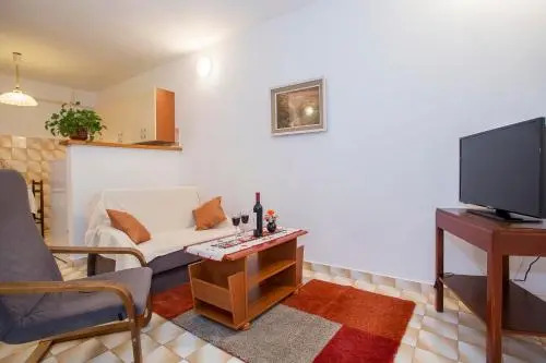 Apartment Puh 327
