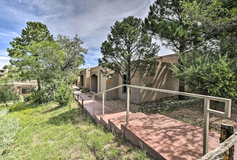 Walkable Adobe-style Abode w/ Community Amenities!