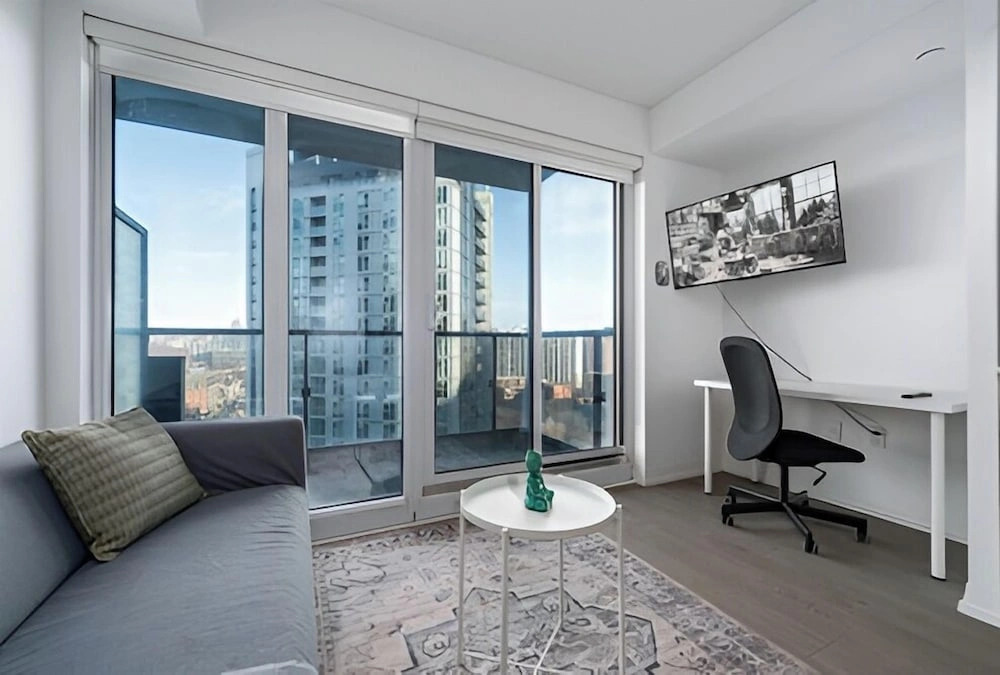North Suites - Downtown Toronto