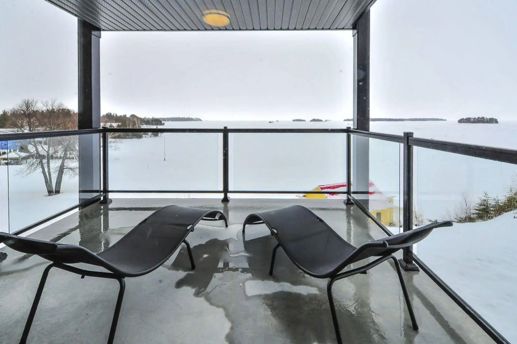 Auberge Des Îles, un hôtel Hyvi