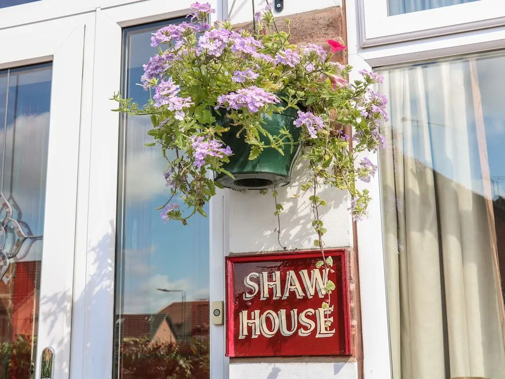 Shaw House