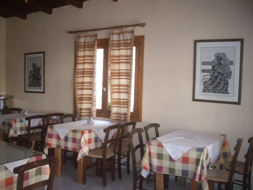 Hariklia Rent Rooms