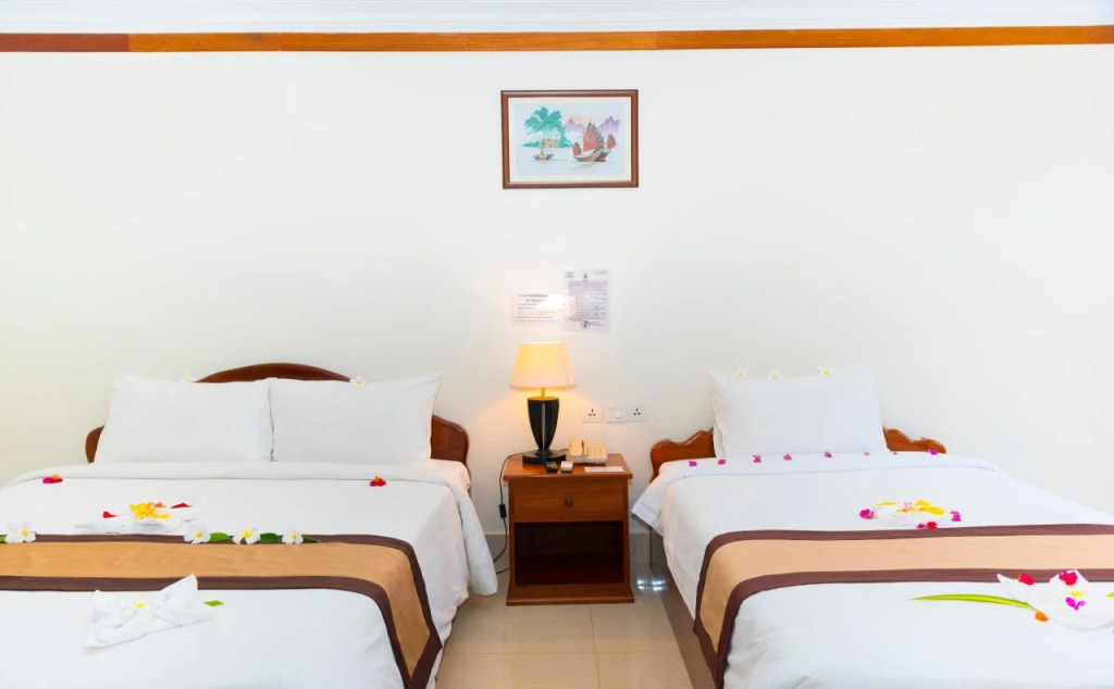 Pursat Riverside Hotel & Spa