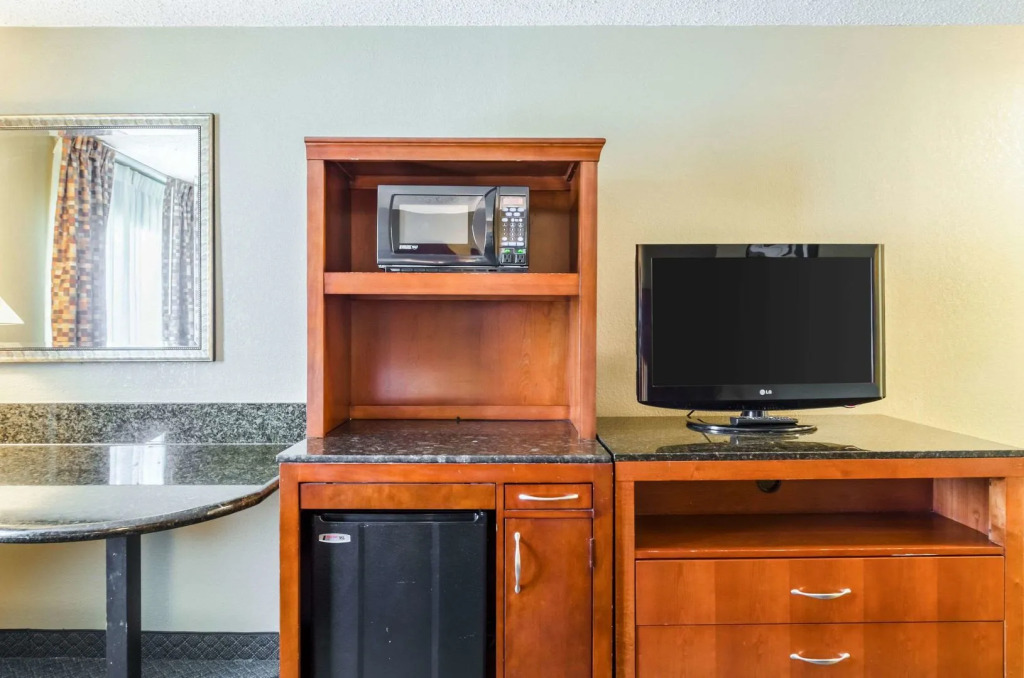 Quality Inn Chicopee-Springfield
