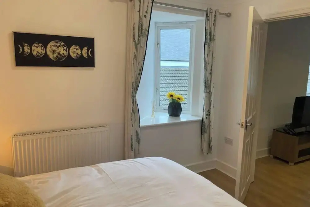 Modern The Mews Apartment