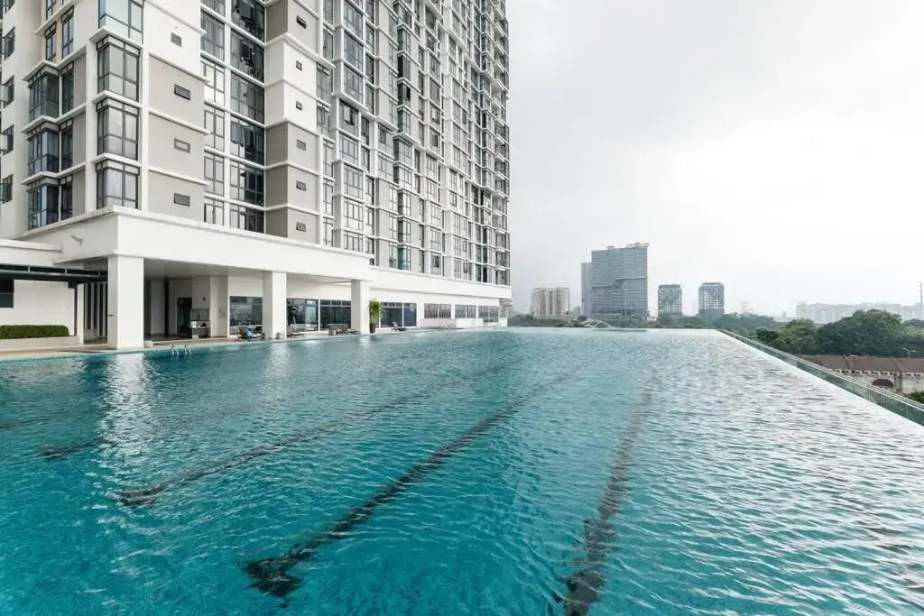 NEW! French Style 3BR 8pax Mytown Sunway Velocity